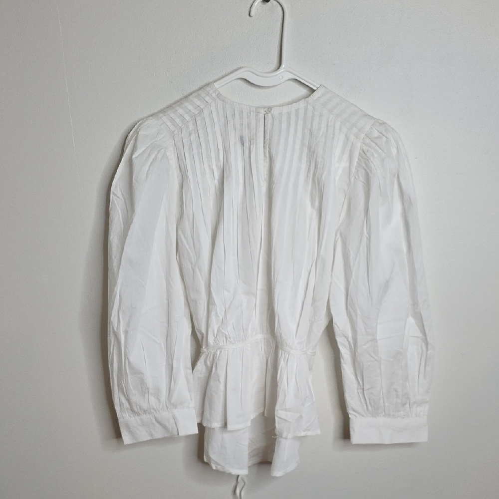 Uqnatu Pintuck White Pleated Blouse with Tie Waist NWT - Picture 5 of 8